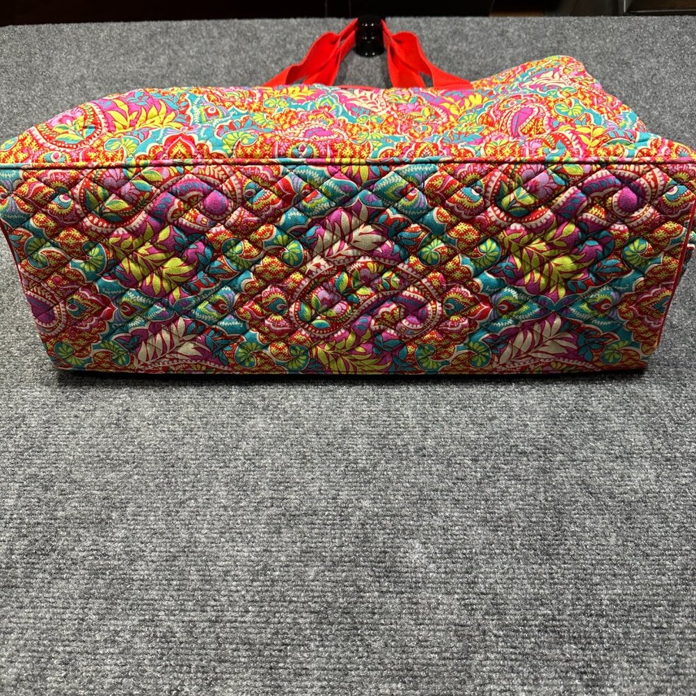 Vera Bradley Triple Compartment Travel Bag Paisley in Paradise Print - Picture 3 of 8